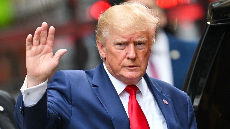 Trump raided by the FBI: Deepstate infighting or 100% theatre?